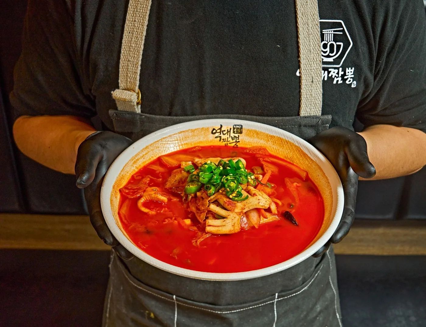 역대짬뽕 송파점 매장의 한 장면